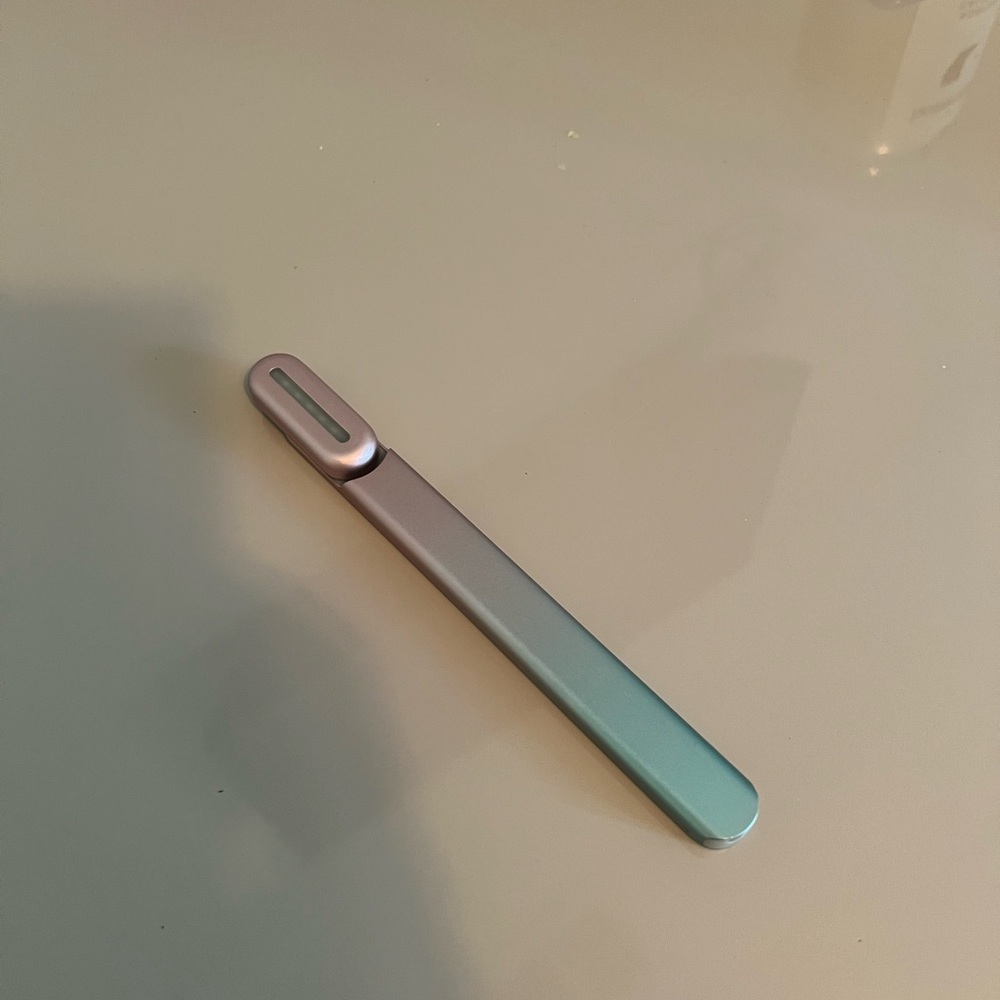 Solawave Skincare wand